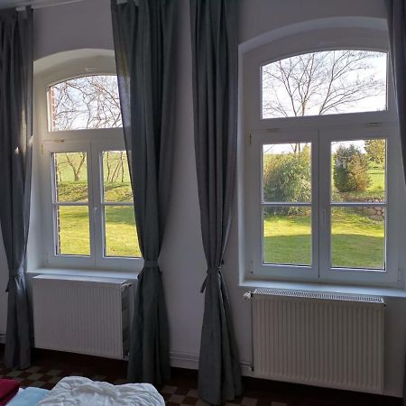 Gutshaus Thorstorf Fewo Wismar Екстериор снимка